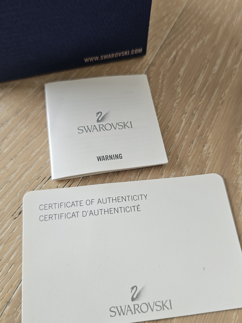 Swarovski Navy Gift Box and Certificate Set - Picture 4 of 7